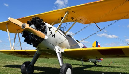 BOEING B75 STEARMAN  SP-YWW