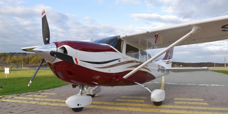 Cessna T206H SP-KWK