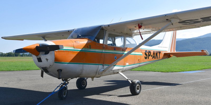 Cessna F172H SP-AKT