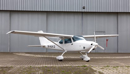 TL-3000 Sirius OK-AUA32