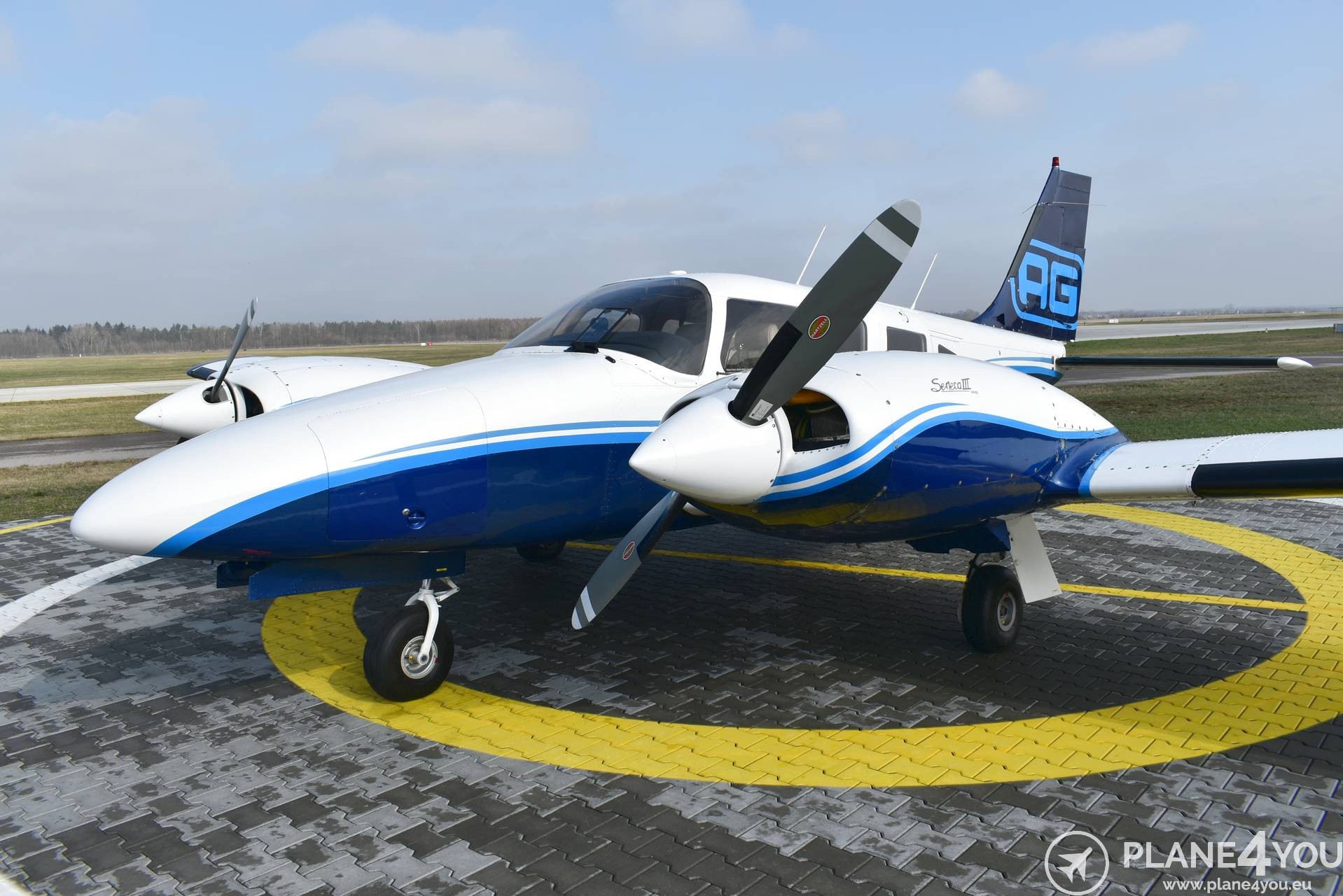 1981 Piper PA34 Seneca III, photo 17