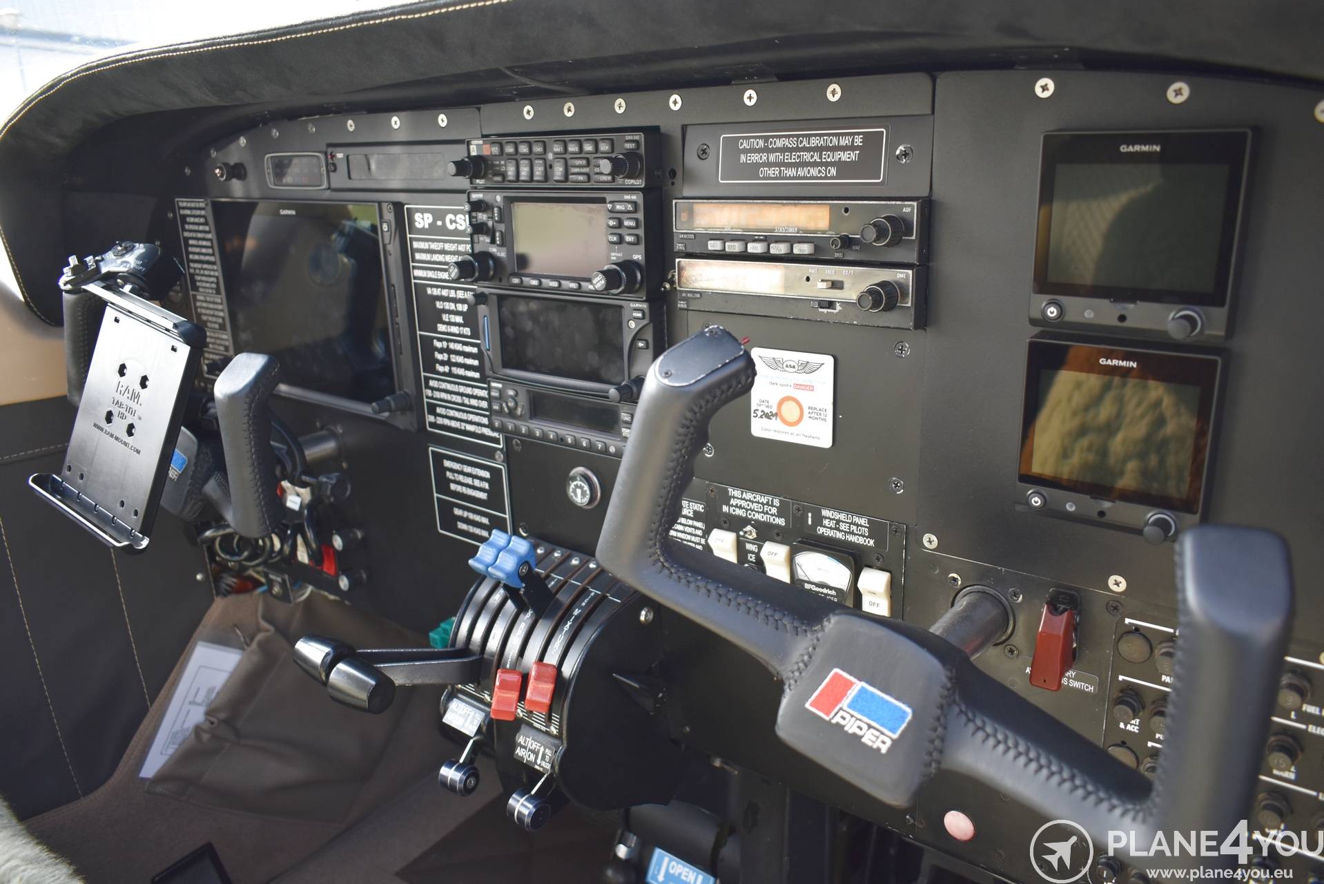 1981 Piper PA34 Seneca III, photo 27