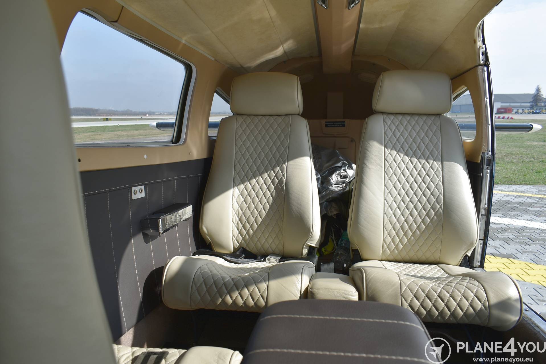 1981 Piper PA34 Seneca III, photo 36