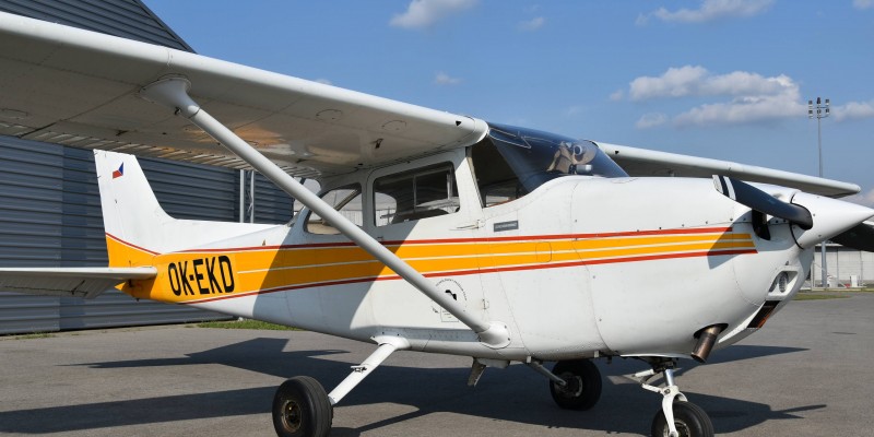 Cessna F172M OK-EKD