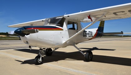 Cessna 152 CS-EBL