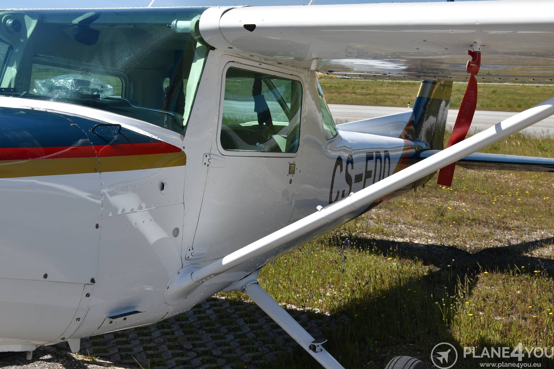 1978 Cessna 152, photo 3