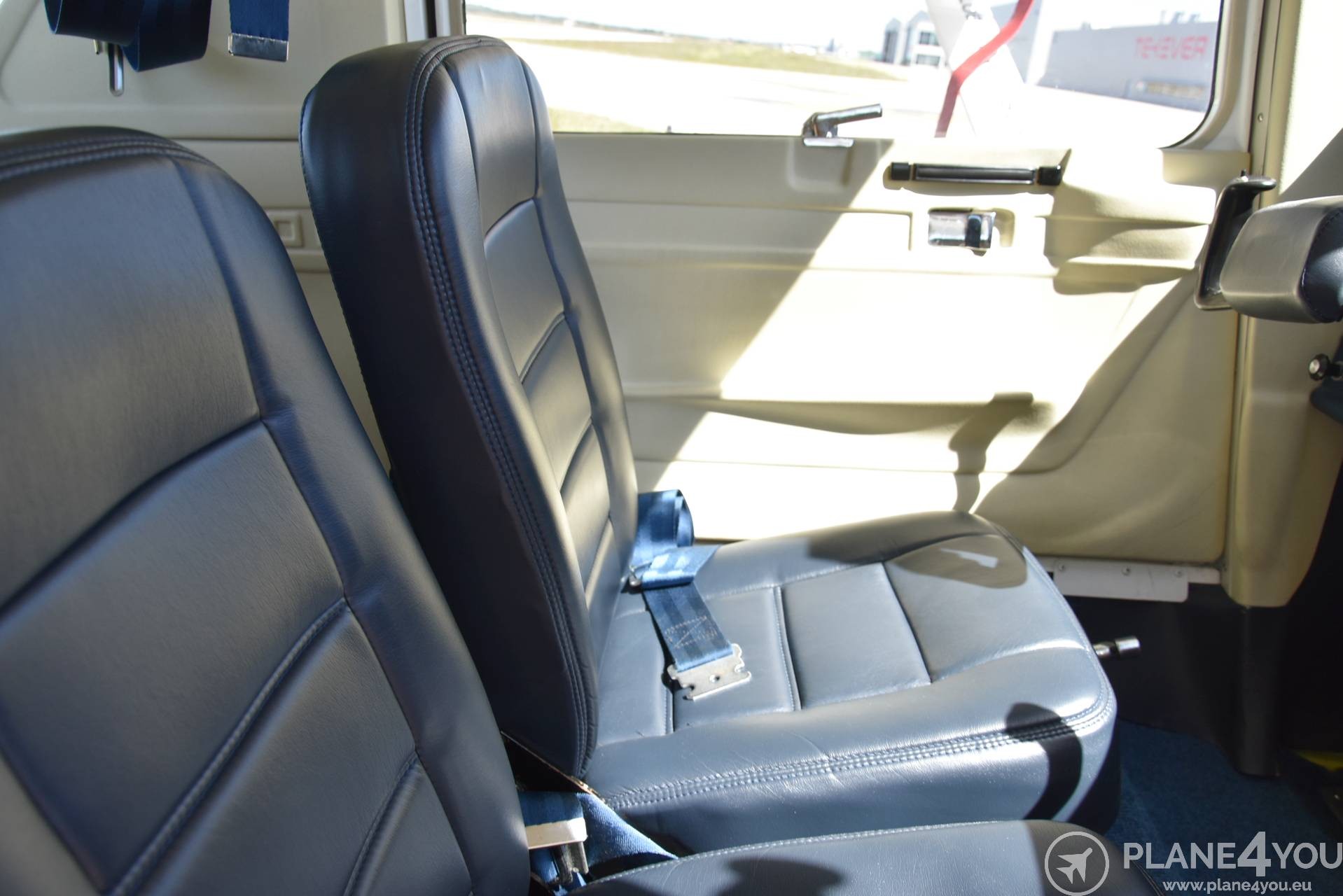 1978 Cessna 152, photo 11