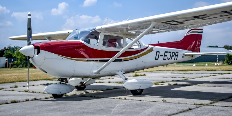 Cessna FR172J Rocket D-EJPA