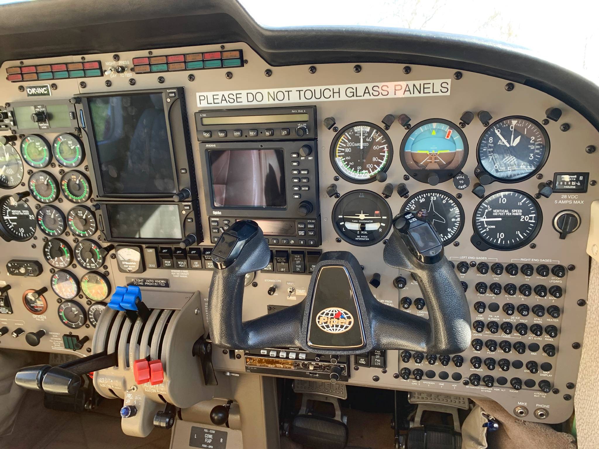 2001 Piper PA34 220T Seneca V, photo 8