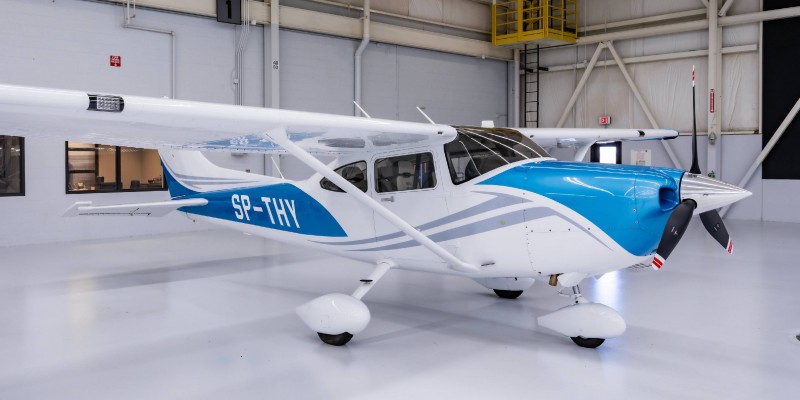 Cessna 182T Skylane SP-THY