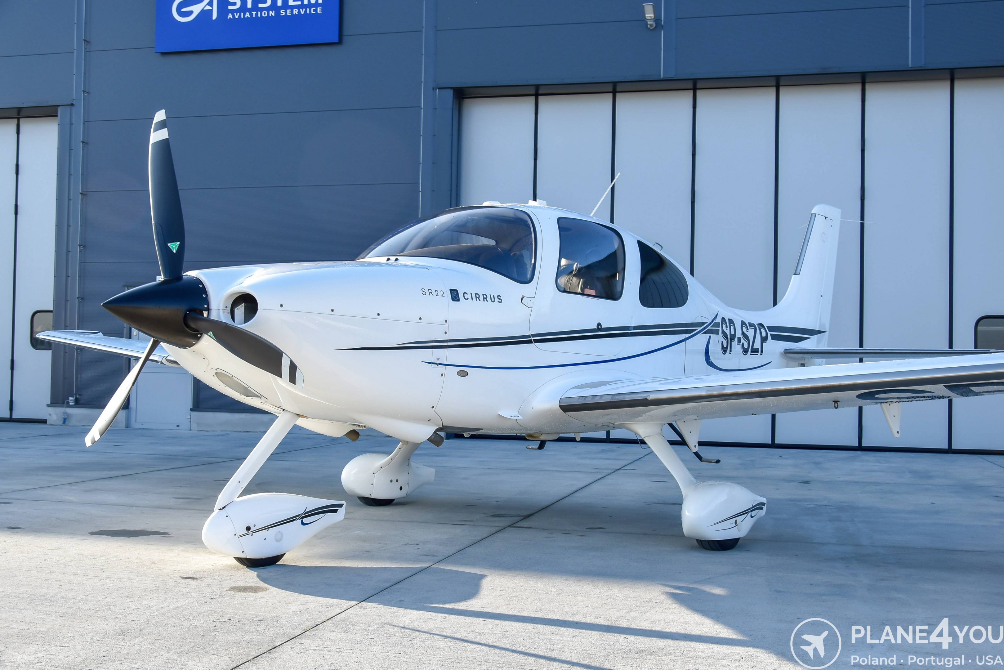 2010 Cirrus SR22 G3, photo 2
