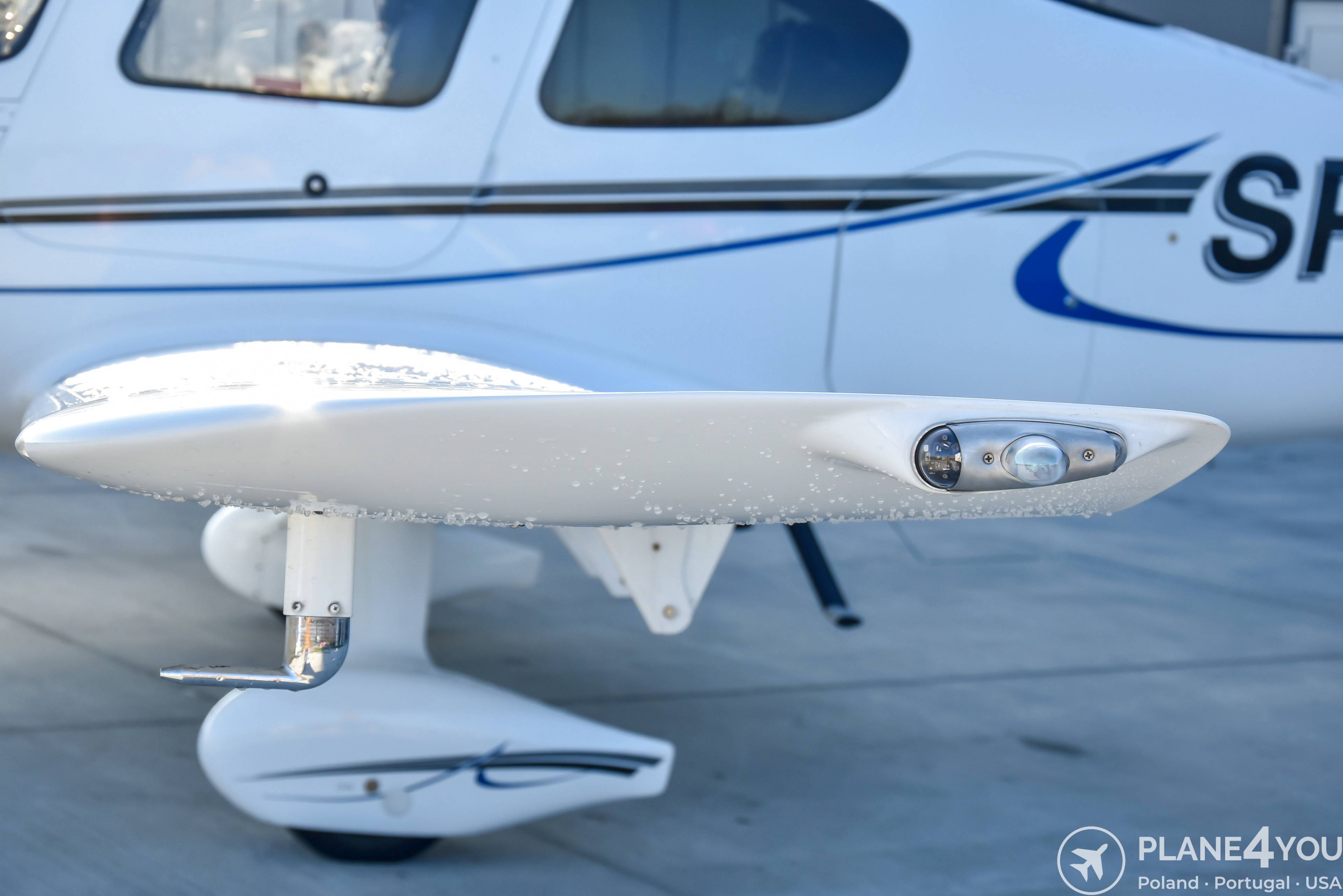 2010 Cirrus SR22 G3, photo 6