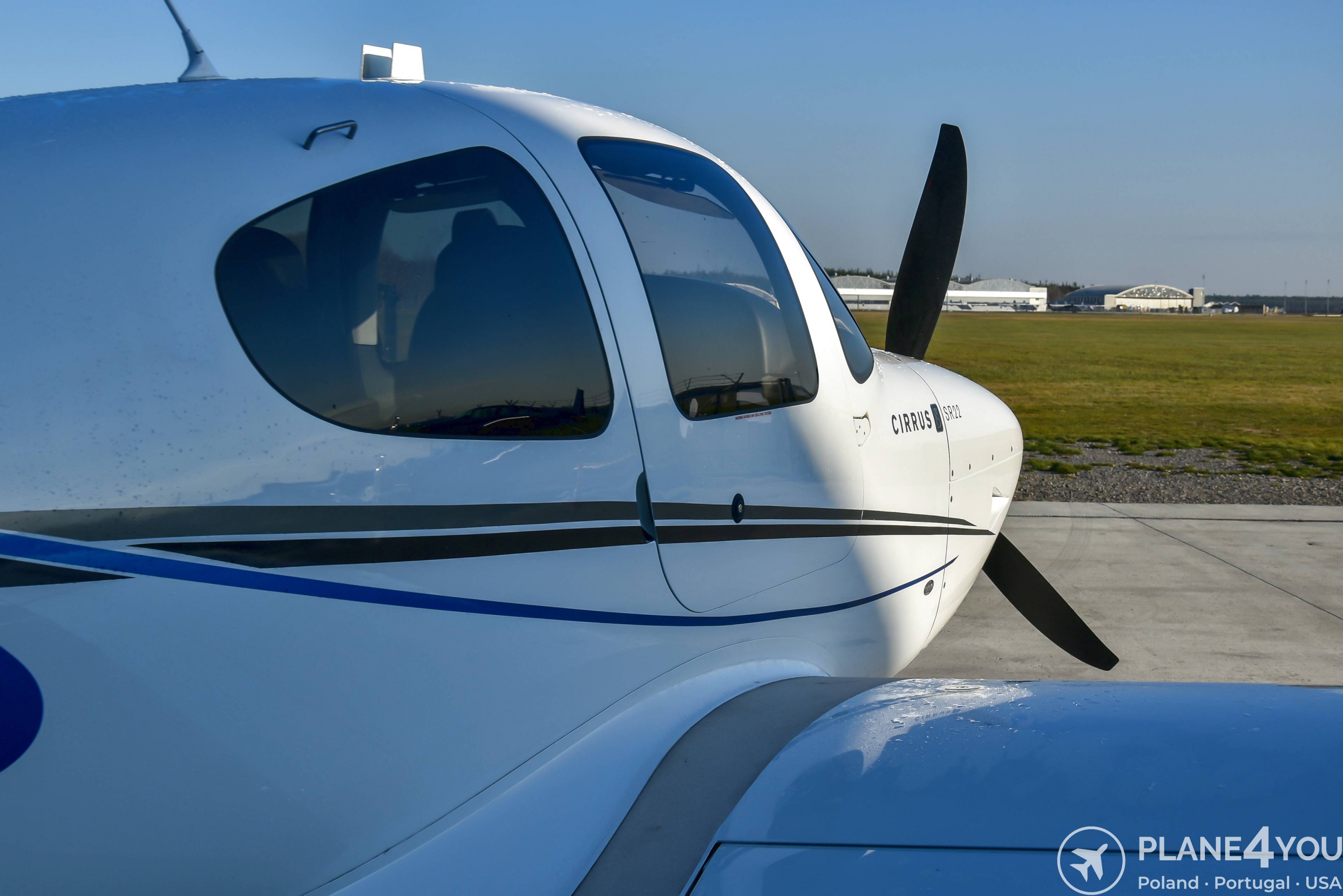 2010 Cirrus SR22 G3, photo 9