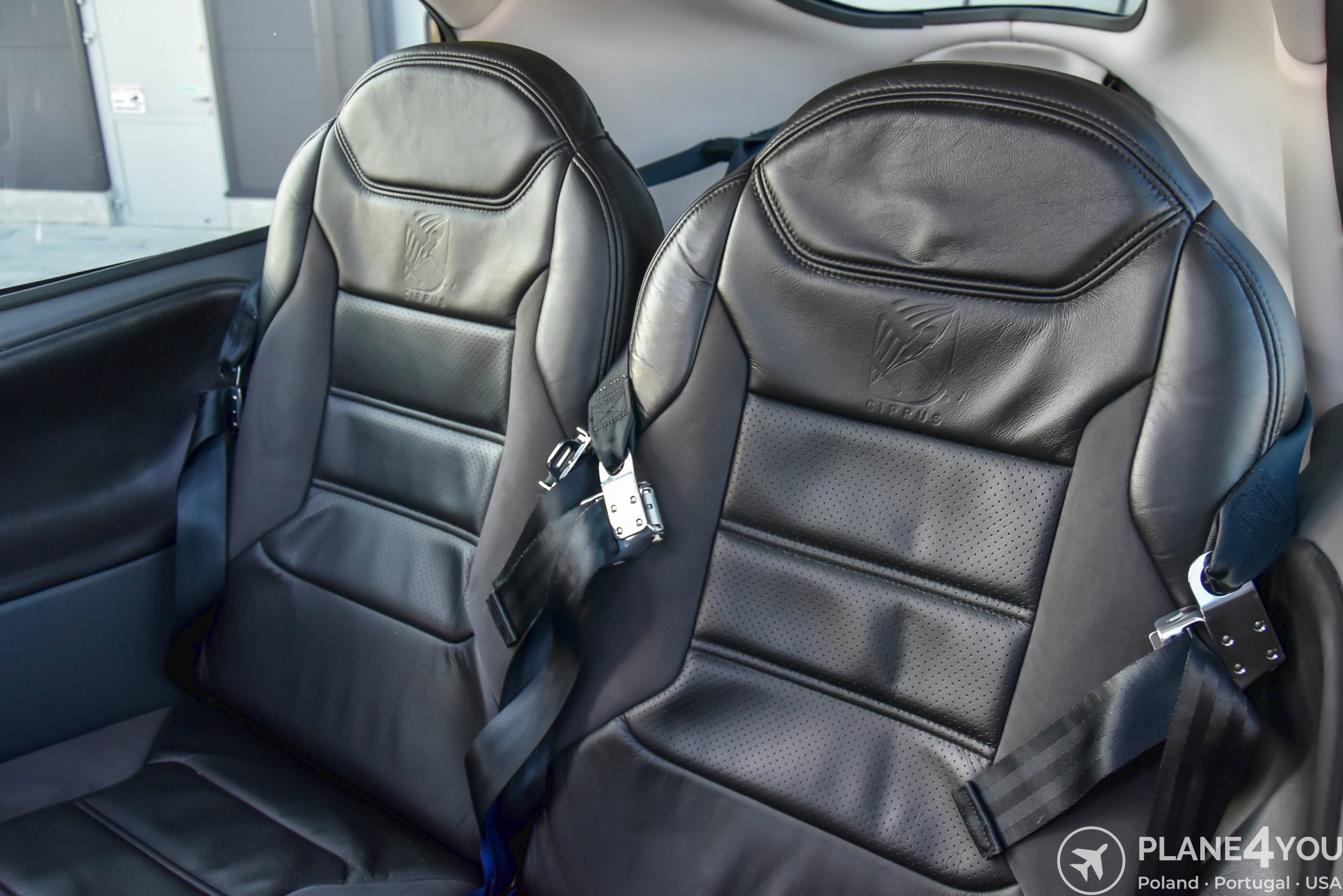 2010 Cirrus SR22 G3, photo 38