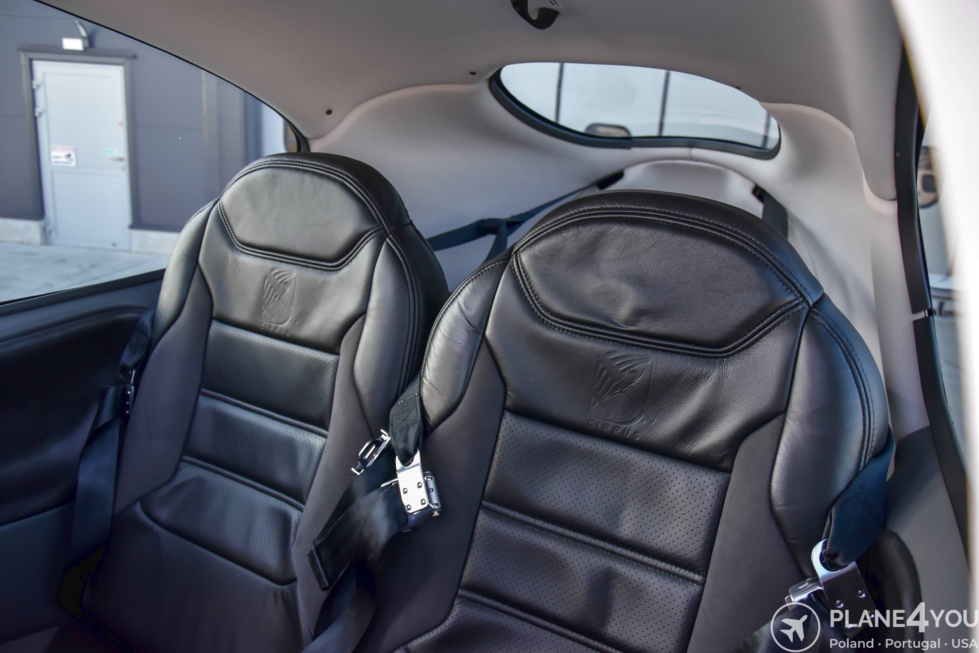 2010 Cirrus SR22 G3, photo 39